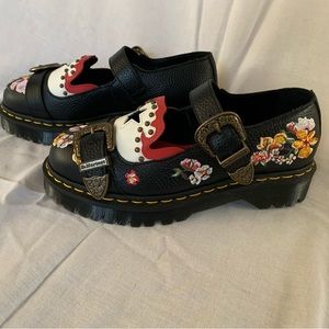 Dr. Martens Mukai Mary Janes. Size 8, EU 39. NEVER WORN.
